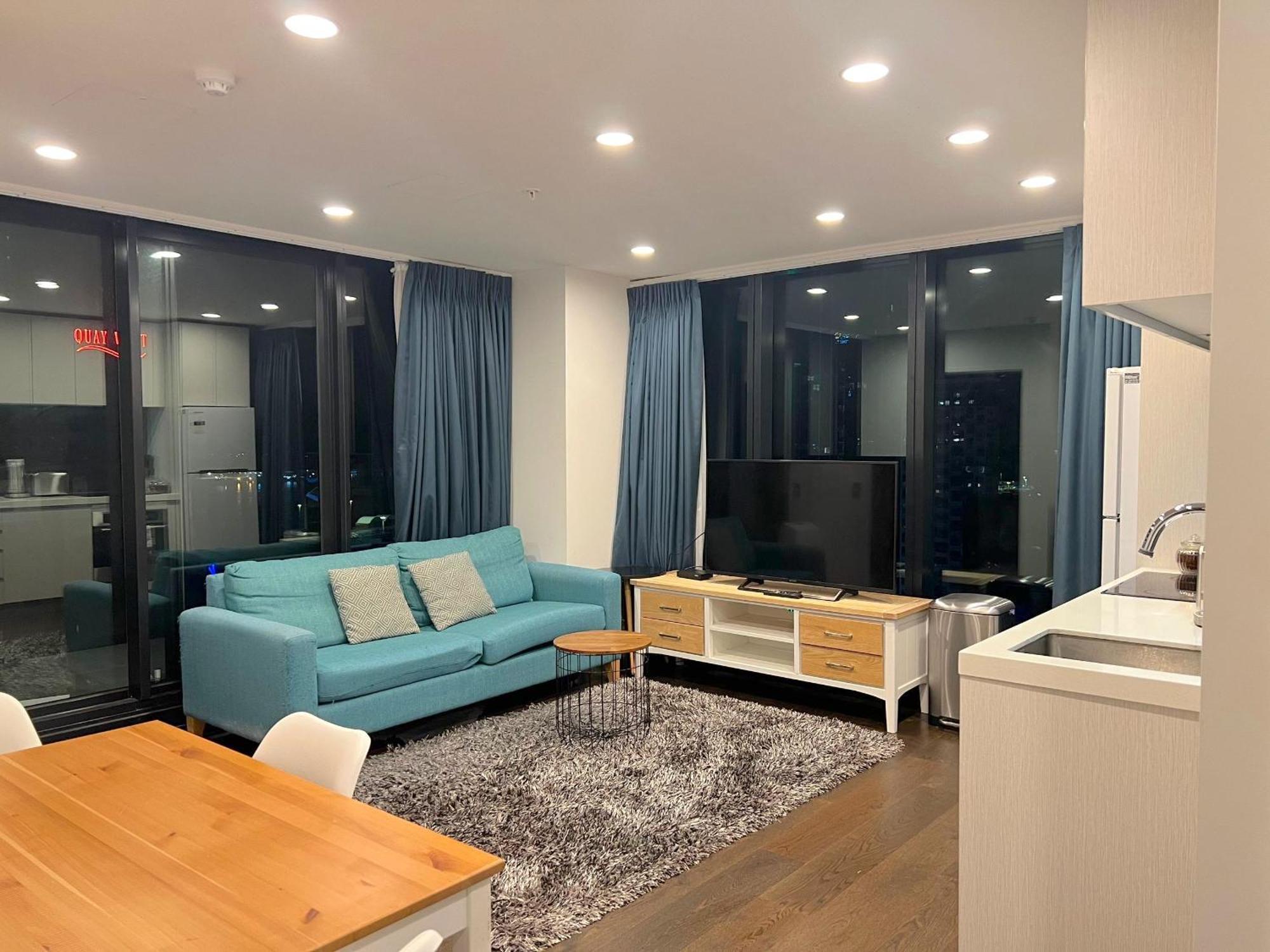 Magnificent Harbour View Skytower View Apartment In Cbd オークランド エクステリア 写真